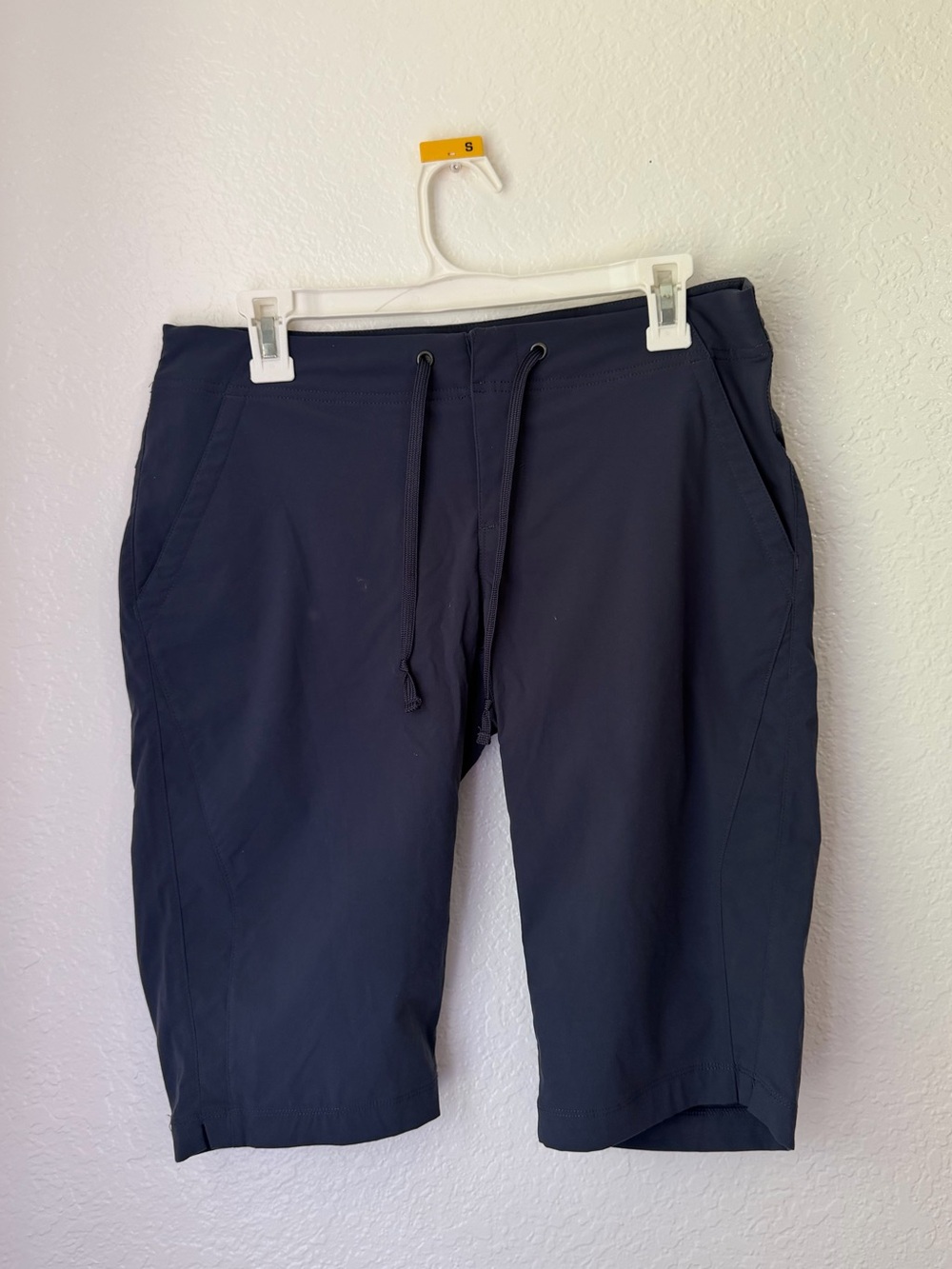 Columbia Navy Athletic Drawstring Hiking Shorts Size 8